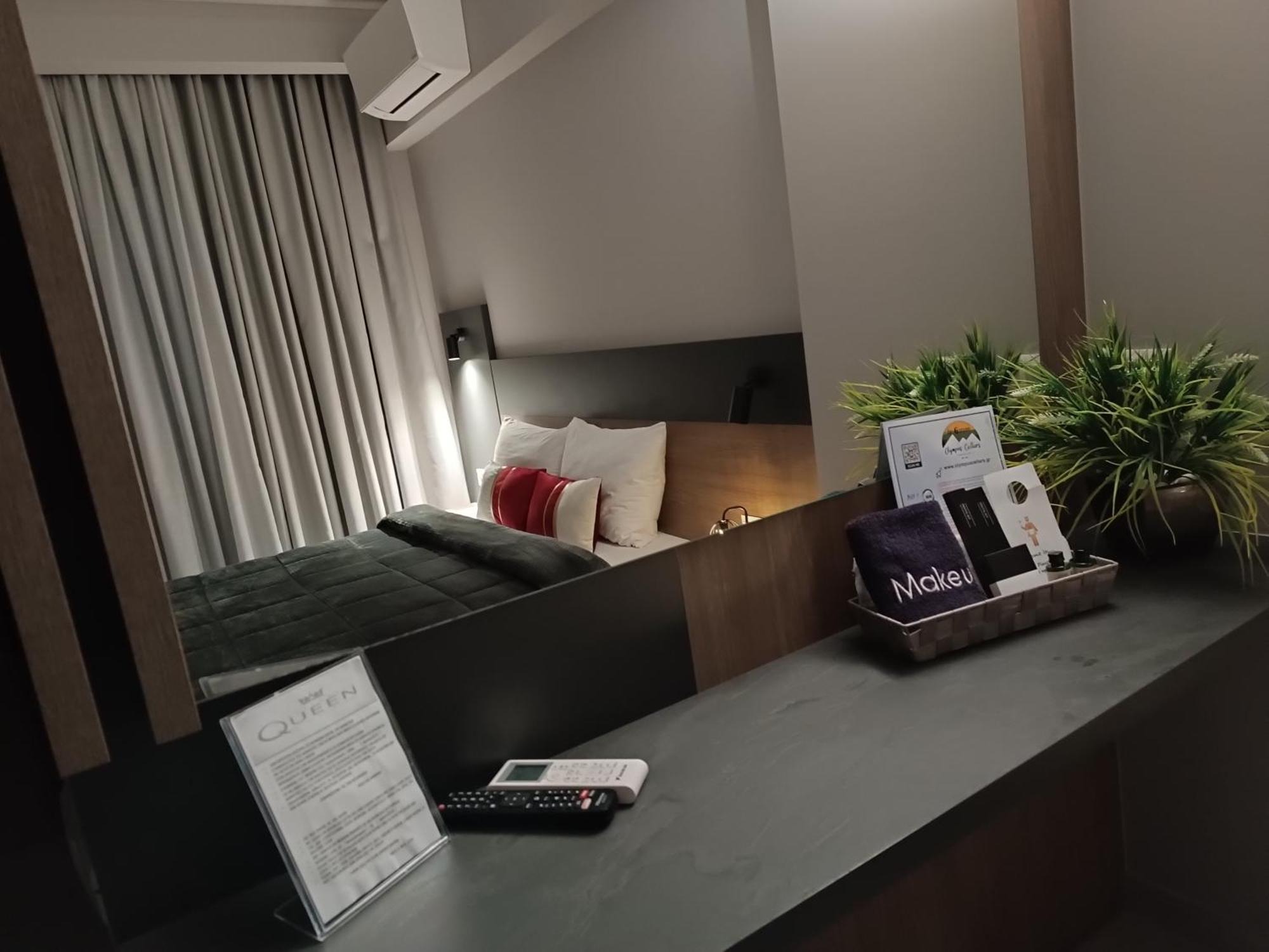 Elizabeth Queen Luxury Rooms Paralía Exteriör bild