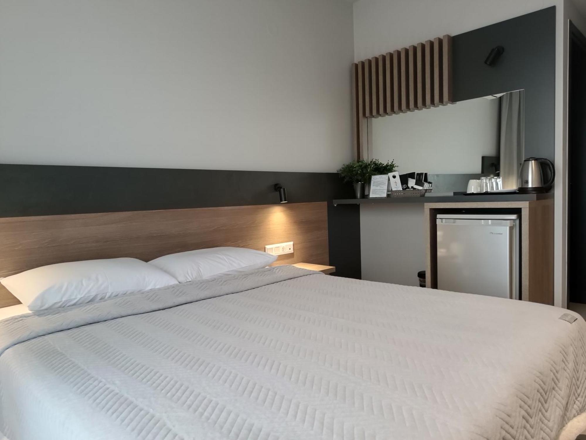 Elizabeth Queen Luxury Rooms Paralía Exteriör bild