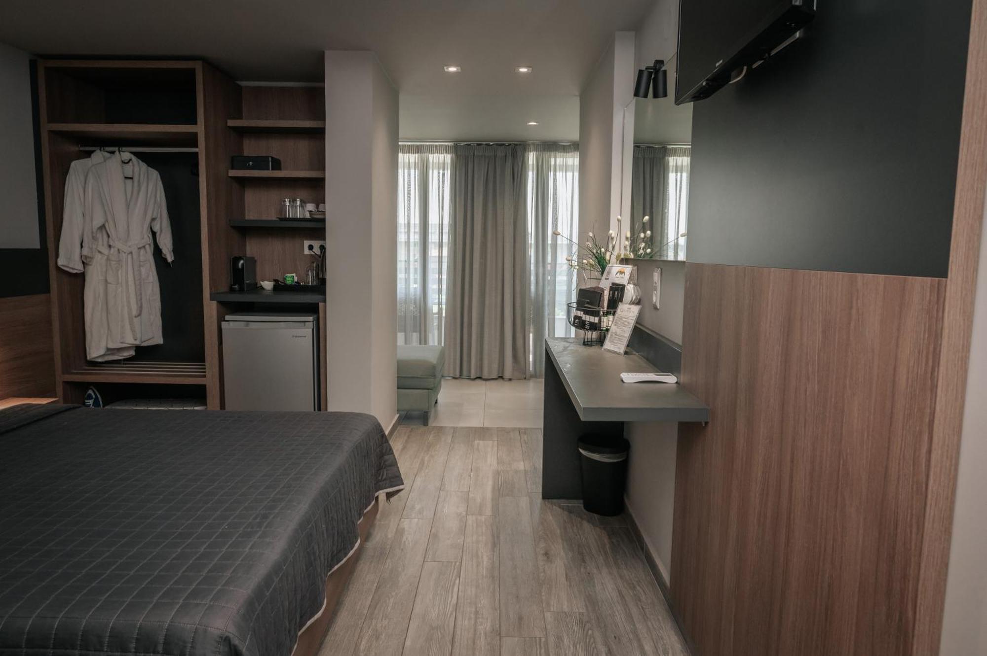 Elizabeth Queen Luxury Rooms Paralía Exteriör bild