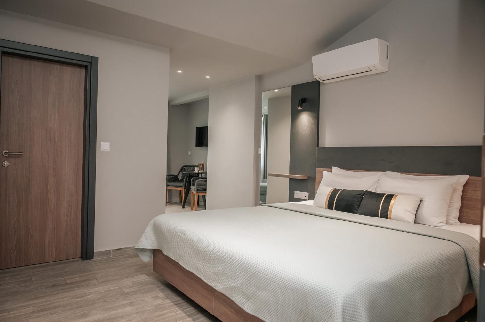 Elizabeth Queen Luxury Rooms Paralía Exteriör bild