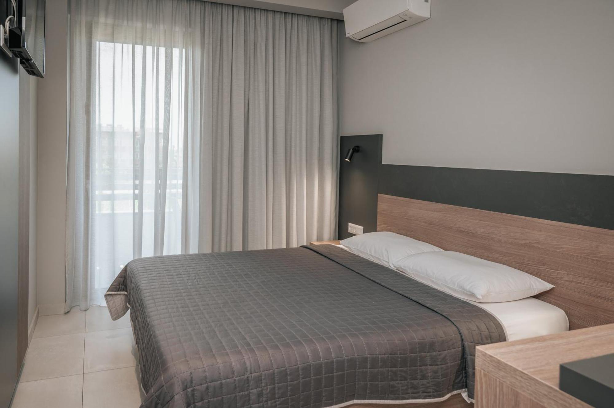 Elizabeth Queen Luxury Rooms Paralía Exteriör bild