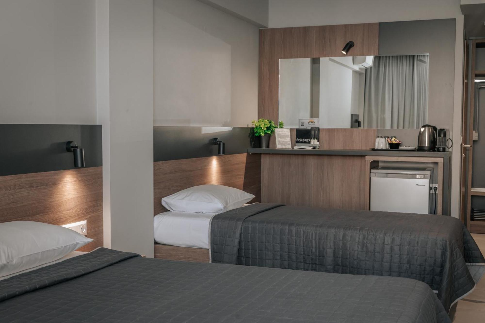 Elizabeth Queen Luxury Rooms Paralía Exteriör bild
